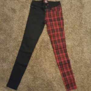 Size 1 Split leg skinny jeans